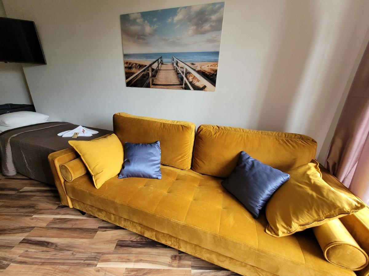 Dom Przy Plazy Bed & Breakfast Sarbinowo Eksteriør bilde
