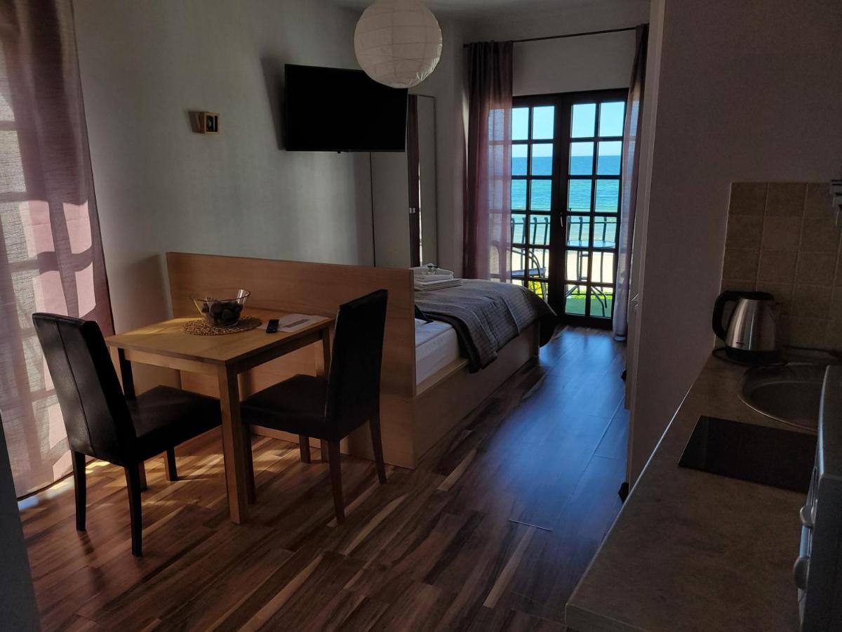 Dom Przy Plazy Bed & Breakfast Sarbinowo Eksteriør bilde